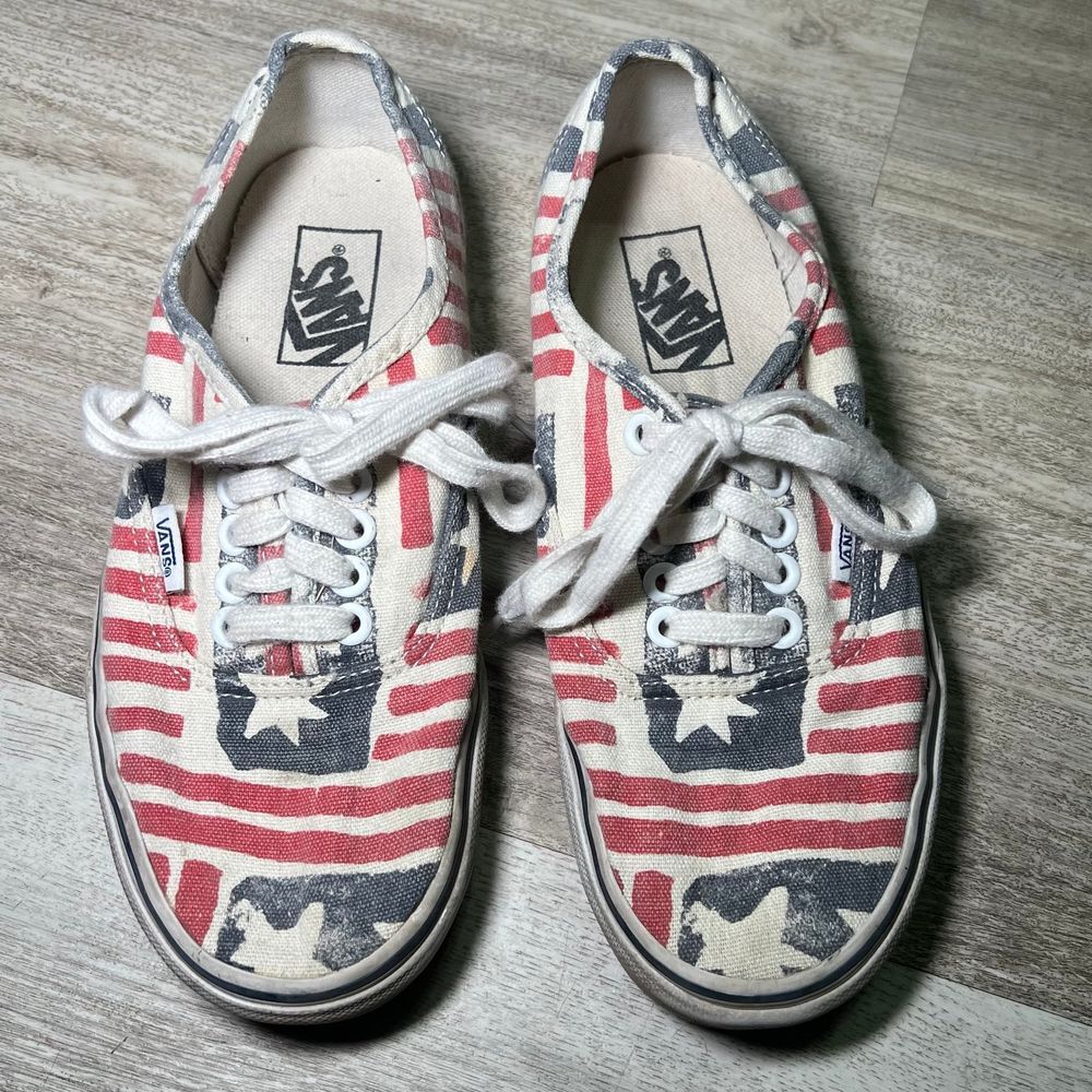 Vans patriotic American flag men's size 5.5 women's size 7